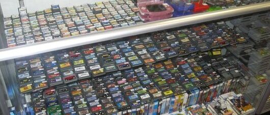Gameboy Advance Cabinet 530 x 350